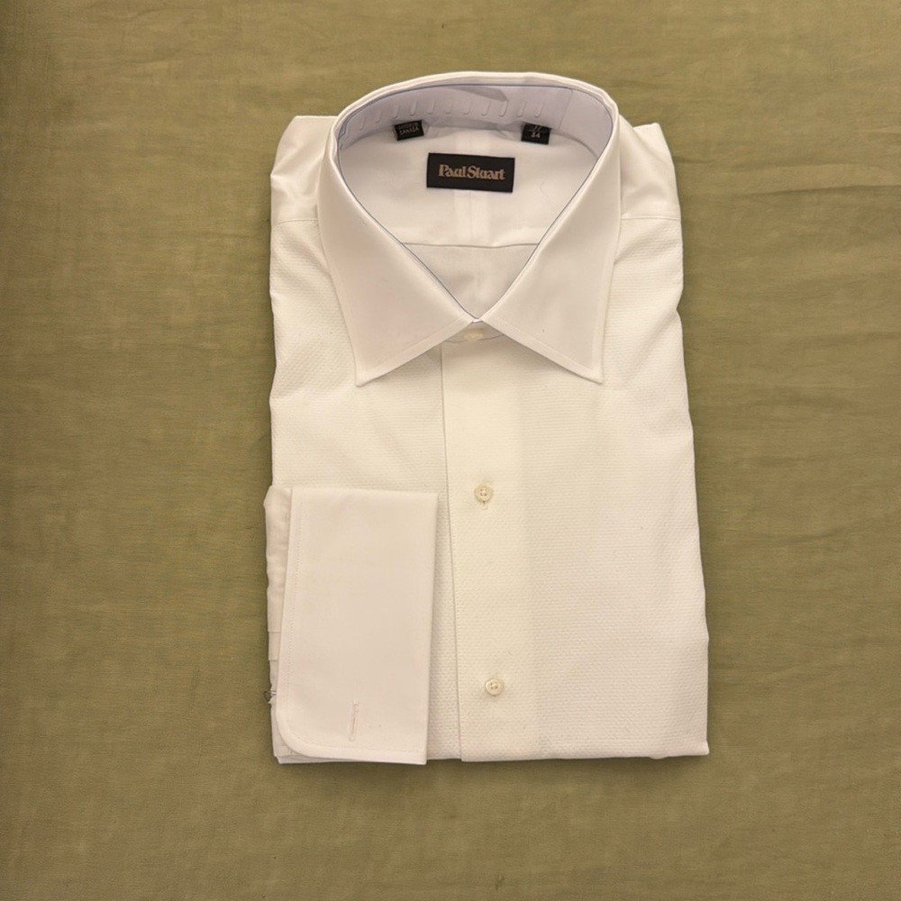 Paul Stuart
Piqué Bib Front Cotton Formal Shirt
Item No. 1090052-N100
NWT